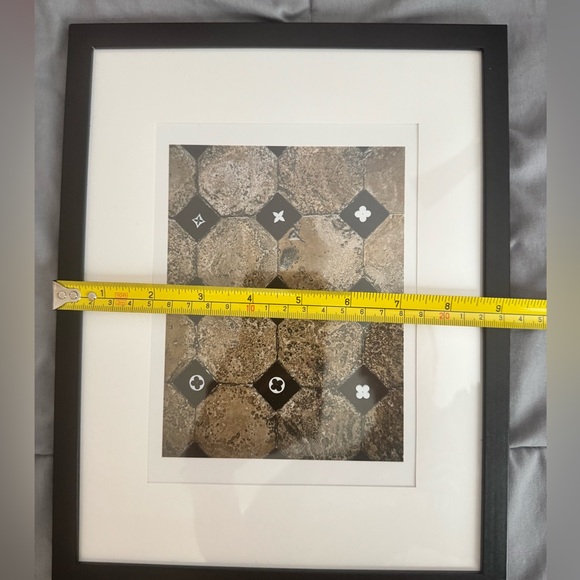 Louis Vuitton VIP Catalog Art Print Bundle listed for Artwork Value - Picture 6 of 9